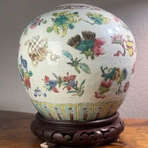 Antique Famille Rose Finger Jar with Lid